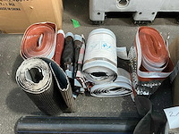 Divers dakmateriaal - afbeelding 1 van  3