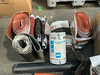 Divers dakmateriaal - afbeelding 2 van  3