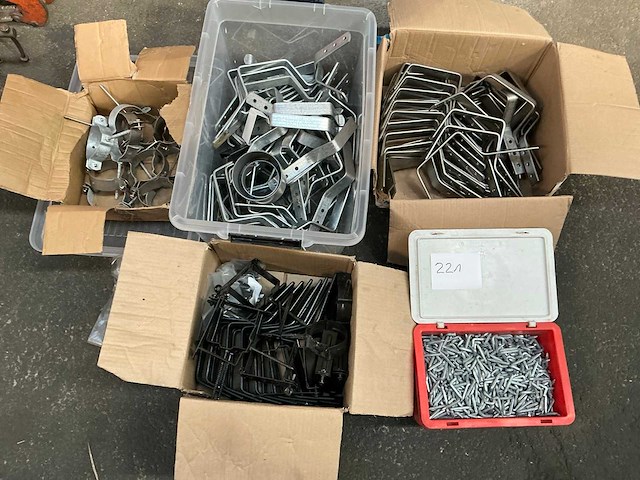 Divers dakmateriaal - afbeelding 1 van  6