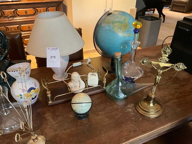 Divers decoratiemateriaal - afbeelding 4 van  6