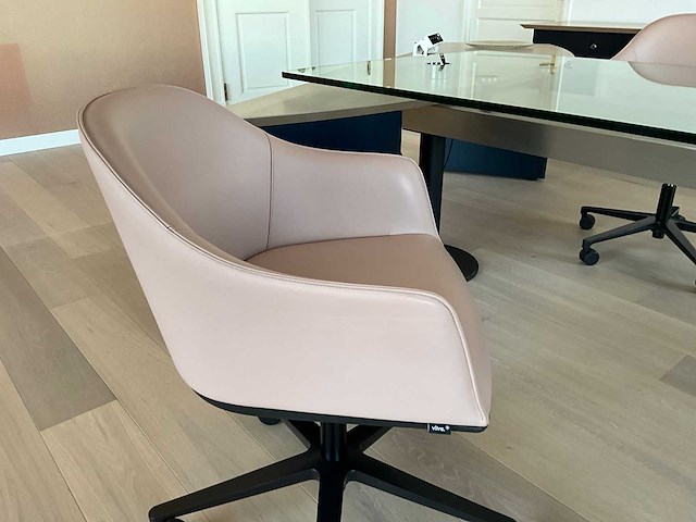 Divers design kantoormeubilair (5x) - afbeelding 4 van  26