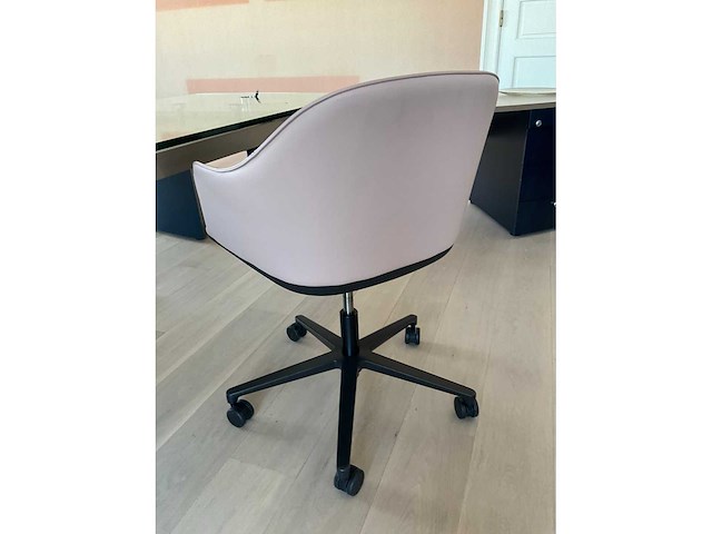 Divers design kantoormeubilair (5x) - afbeelding 23 van  26