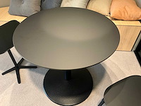 Divers design meubilair - afbeelding 7 van  12