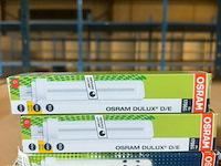 Divers electro + lampen - afbeelding 18 van  23