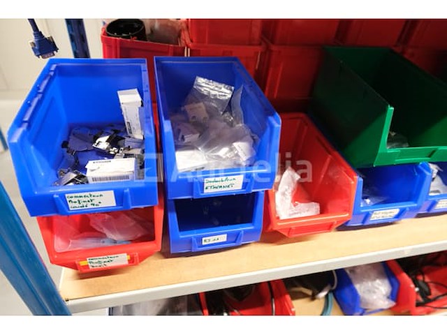 Divers elektrisch apparatuurpakket - afbeelding 13 van  25