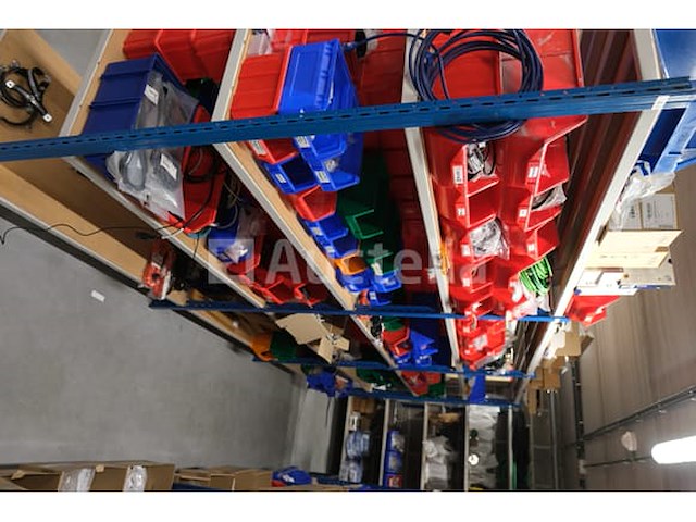 Divers elektrisch apparatuurpakket - afbeelding 12 van  25