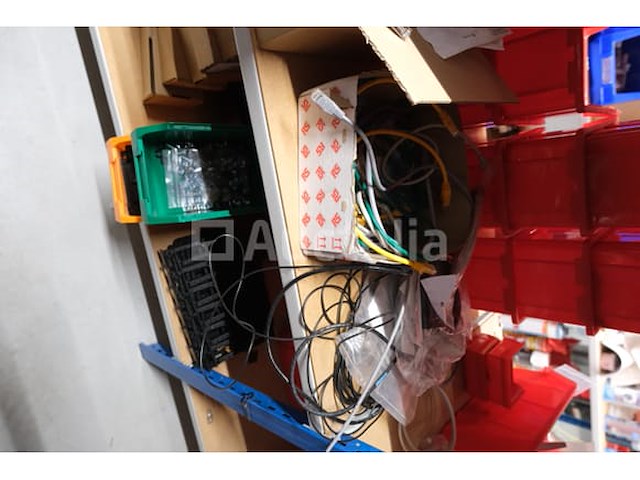 Divers elektrisch apparatuurpakket - afbeelding 19 van  25