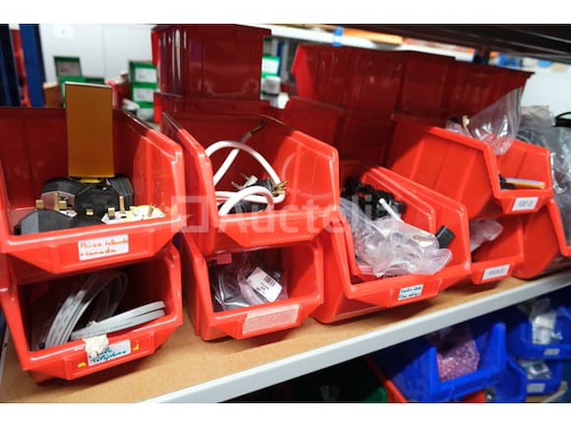 Divers elektrisch apparatuurpakket - afbeelding 25 van  25
