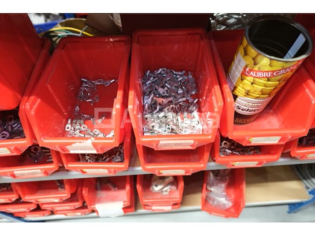 Divers elektrisch apparatuurpakket - afbeelding 12 van  29