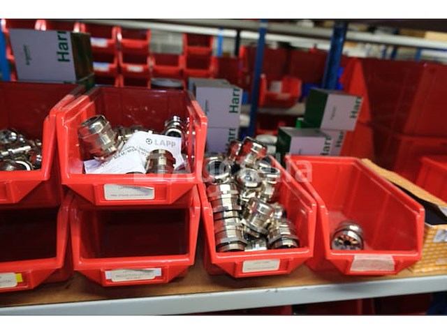 Divers elektrisch apparatuurpakket - afbeelding 28 van  29