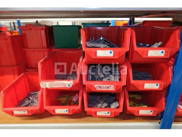 Divers elektrisch apparatuurpakket - afbeelding 12 van  21