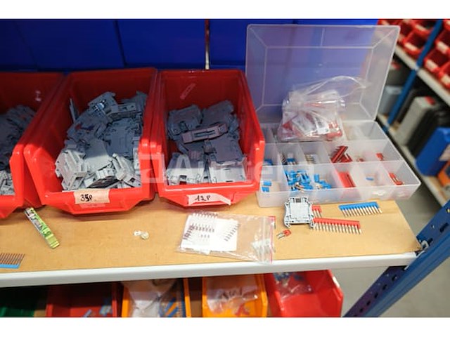 Divers elektrisch apparatuurpakket - afbeelding 21 van  21