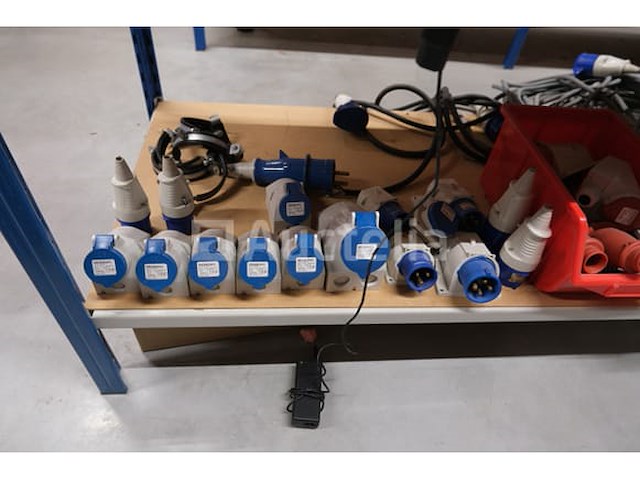 Divers elektrisch apparatuurpakket - afbeelding 7 van  22