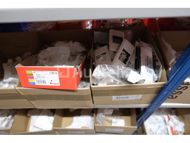 Divers elektrisch apparatuurpakket - afbeelding 14 van  22