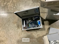 Divers elektrisch materiaal - afbeelding 2 van  5