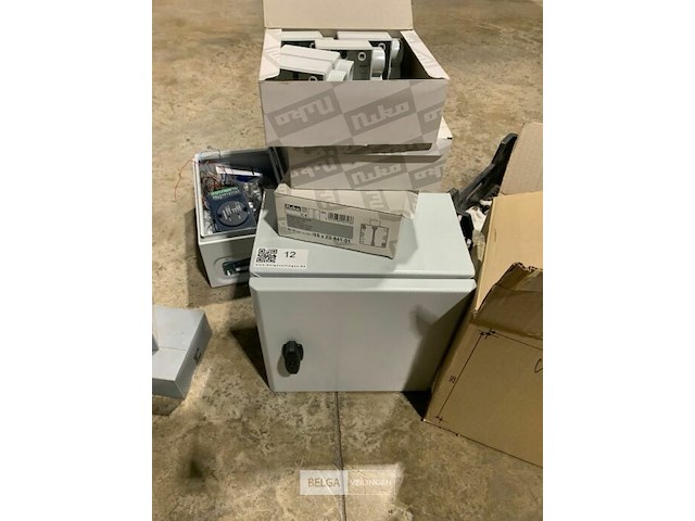 Divers elektrisch materiaal - afbeelding 4 van  5