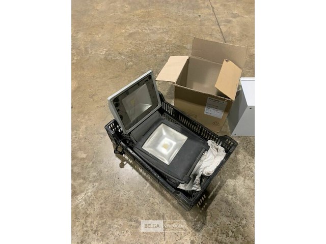 Divers elektrisch materiaal - afbeelding 5 van  5