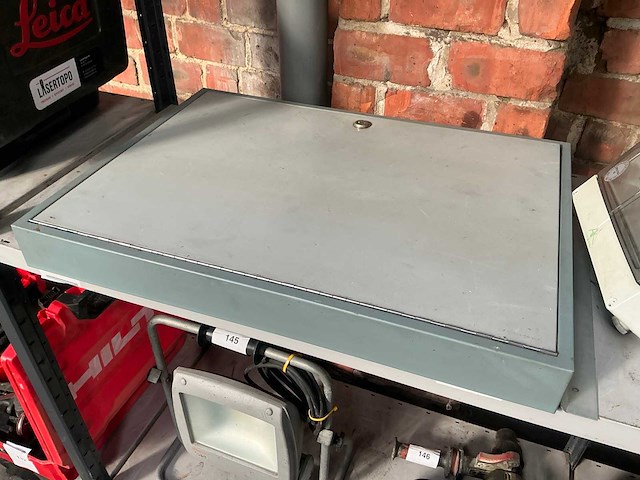 Divers elektrisch materiaal - afbeelding 7 van  8