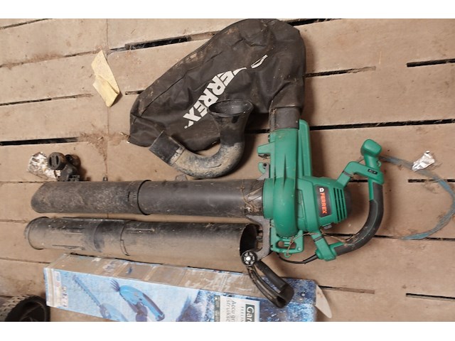 Divers elektrisch tuingereedschap - afbeelding 4 van  8