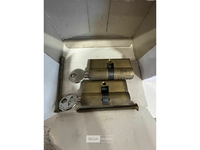 Divers elektro - afbeelding 7 van  8