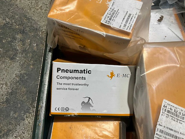 Divers elektronische regelkranen (20x) - afbeelding 5 van  10