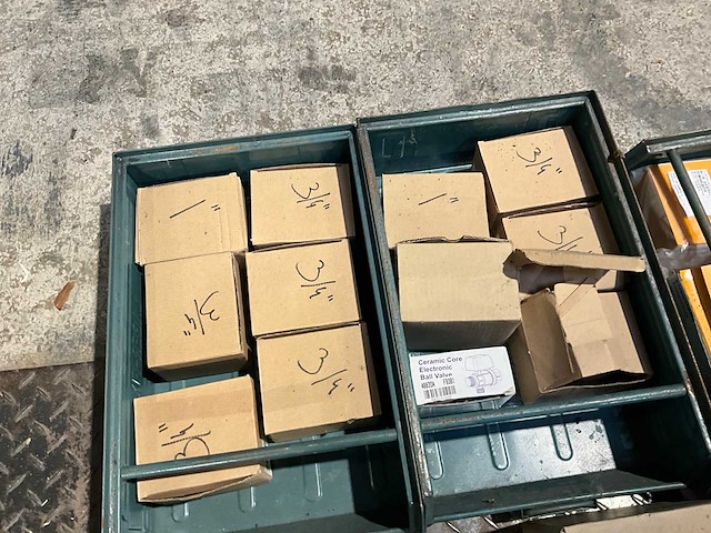 Divers elektronische regelkranen (20x) - afbeelding 8 van  10