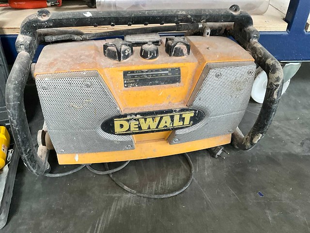 Divers gereedschap en bevestigingsmaterialen - afbeelding 6 van  12