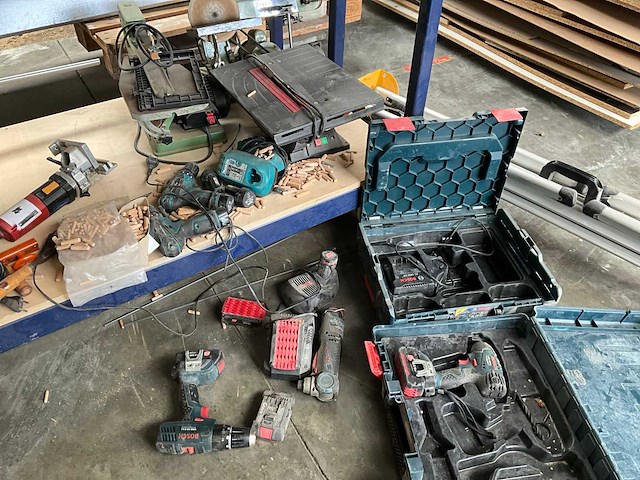 Divers gereedschap - afbeelding 1 van  22
