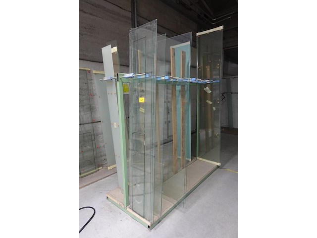 Divers glas - afbeelding 1 van  14