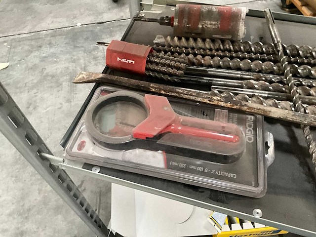 Divers handgereedschap en toebehoren - afbeelding 10 van  11