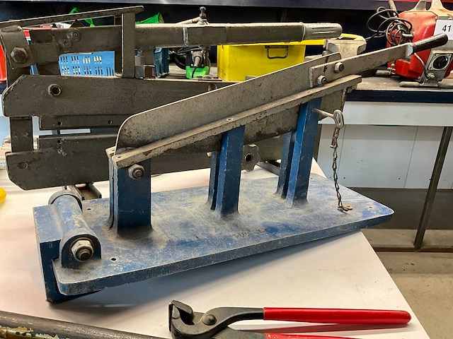 Divers handgereedschap voor zinkbewerking - afbeelding 7 van  14