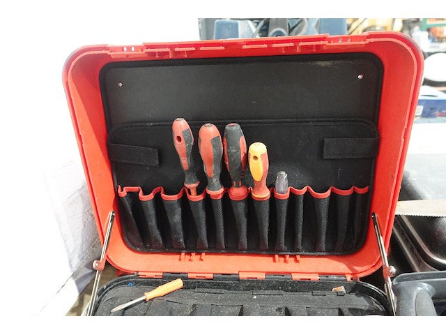 Divers handgereedschap - afbeelding 26 van  30