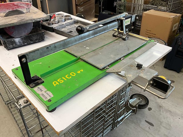 Divers handgereedschap - afbeelding 7 van  9