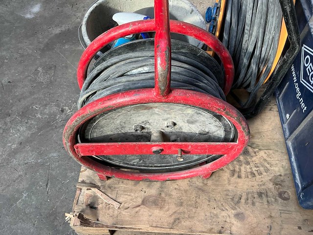 Divers handgereedsschap + 2x kabelhaspel - afbeelding 4 van  8