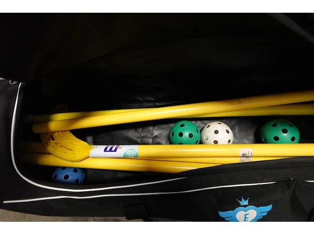 Divers hockey materiaal - afbeelding 6 van  6