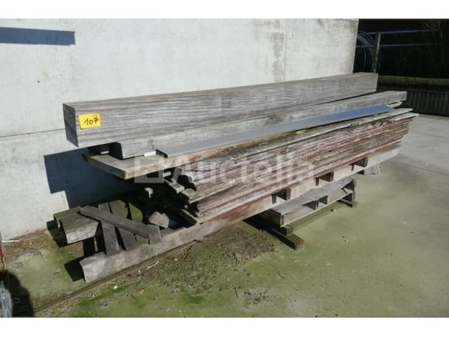 Divers hout - afbeelding 1 van  7