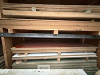 Divers hout - afbeelding 1 van  3