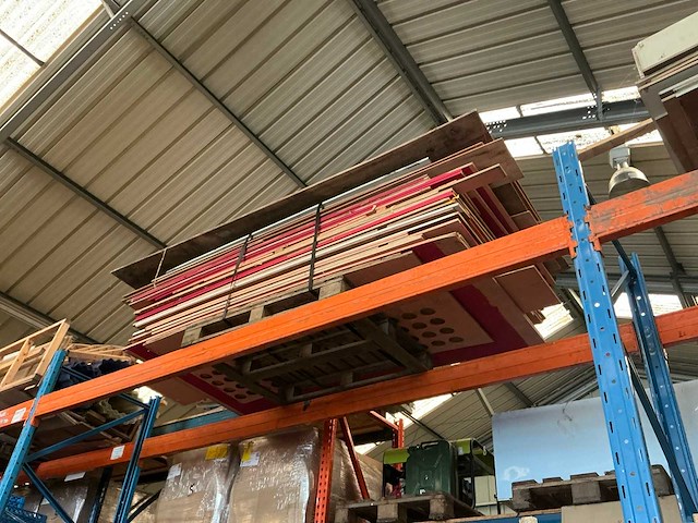 Divers houten plaatmateriaal (ca. 30x) - afbeelding 1 van  3