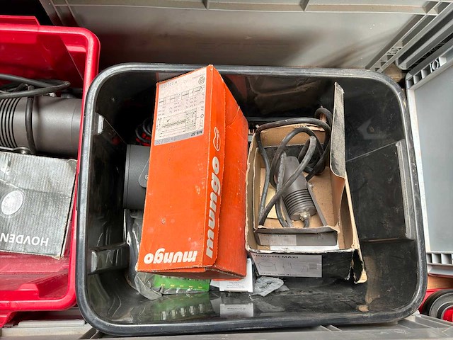 Divers installatiemateriaal - afbeelding 6 van  26