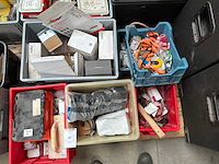 Divers installatiemateriaal - afbeelding 12 van  26