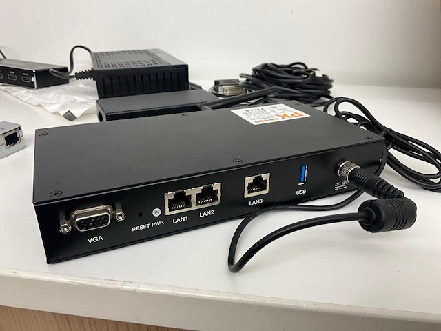 Divers it materiaal - afbeelding 7 van  26