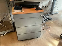 Divers kantoormeubilair - afbeelding 17 van  22