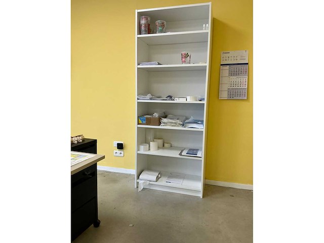 Divers kantoormeubilair - afbeelding 2 van  18