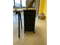 Divers kantoormeubilair - afbeelding 3 van  18