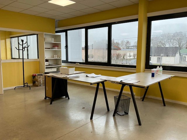 Divers kantoormeubilair - afbeelding 11 van  18