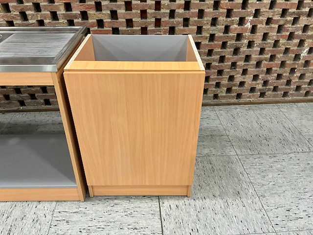 Divers keukenmeubilair - afbeelding 10 van  10