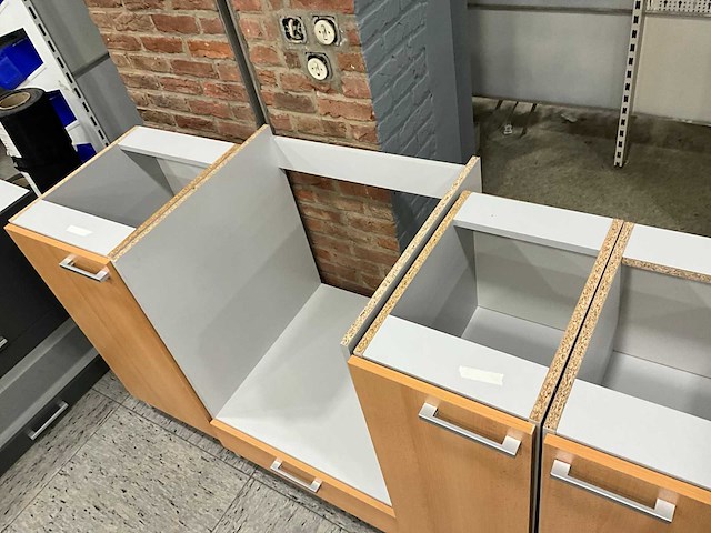 Divers keukenmeubilair - afbeelding 7 van  7