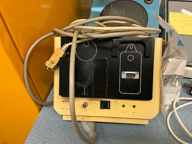 Divers laboratoriumapparatuur (7x) - afbeelding 6 van  12