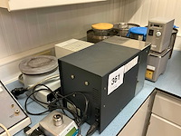 Divers laboratoriumapparatuur (7x) - afbeelding 9 van  12
