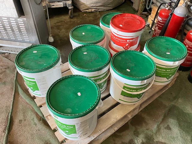 Divers lot crepie - afbeelding 1 van  4